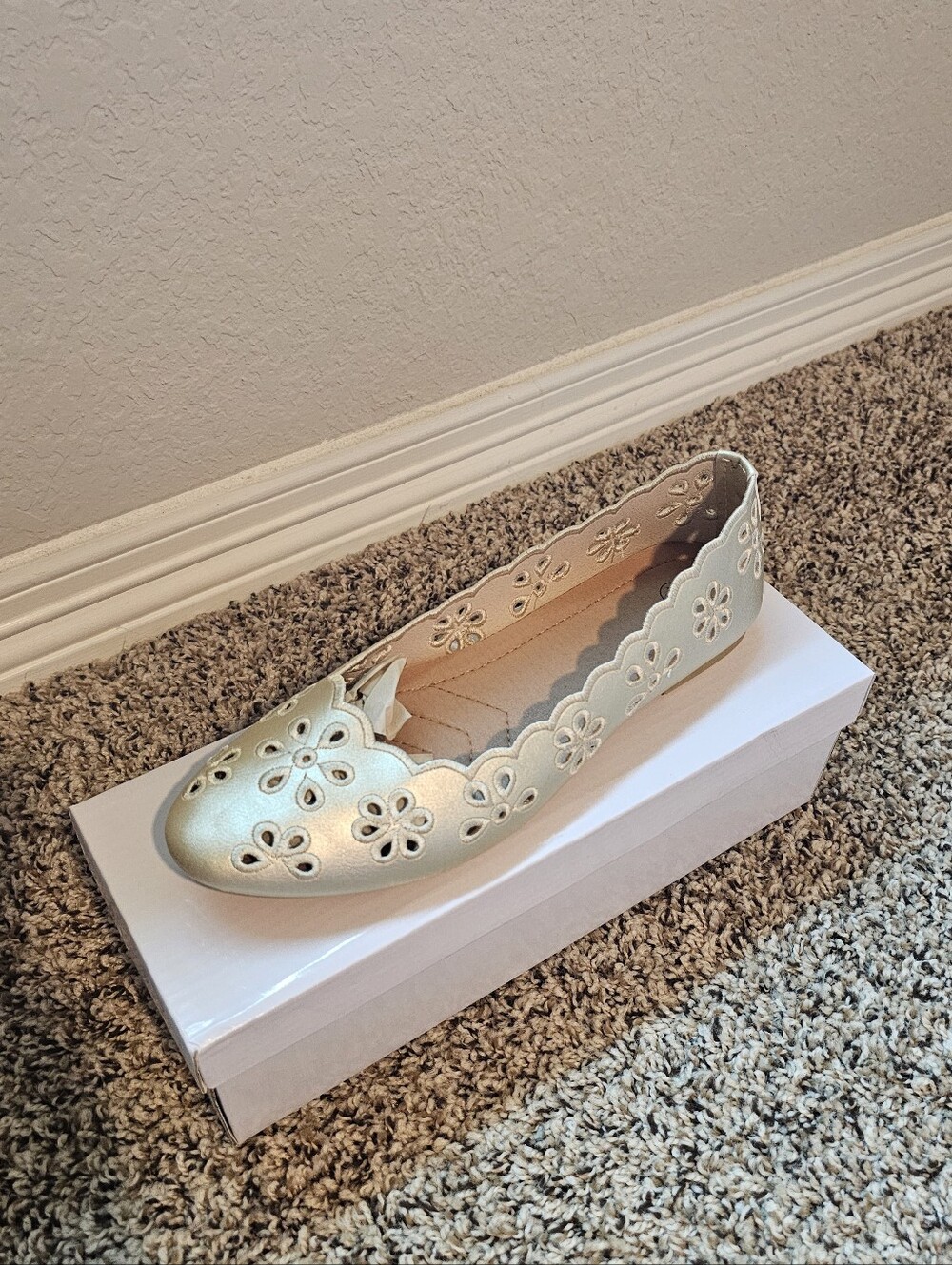 New Gold Cream Floral Cutout Women's Ballet Flat